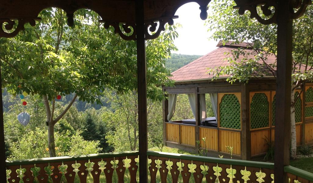Auberge La Cote D'Or Petite-Riviere-Saint-Francois Eksteriør billede